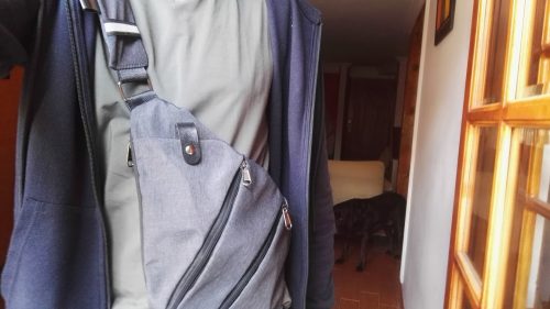 Antykradzieżowa torba na co dzień EasyCarry - crossbody plecak na ramię photo review